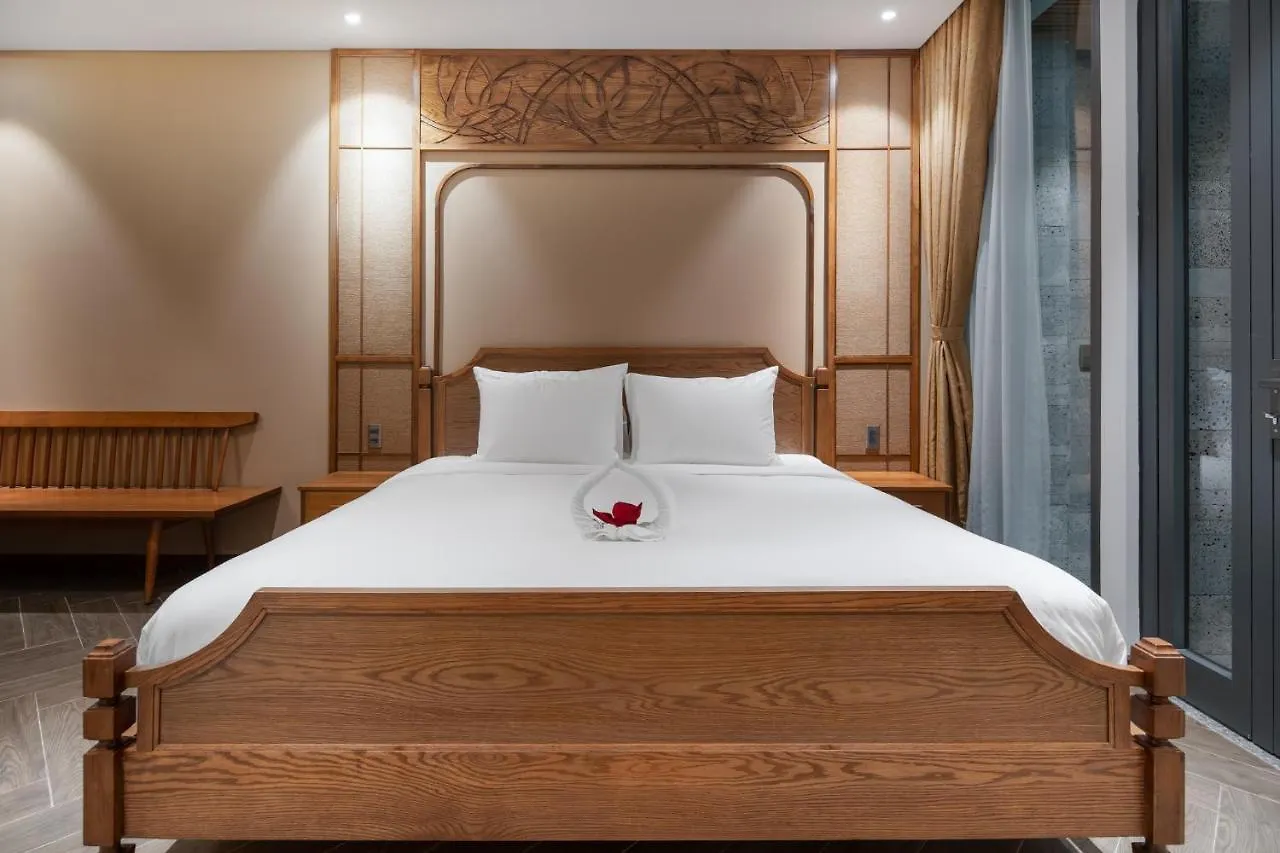 Vernal Home Boutique Villa Đà Nẵng